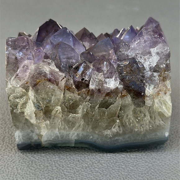 Beautiful Natural Purple Amethyst Geode Quartz Crystal Cluster - Picture 3 of 6
